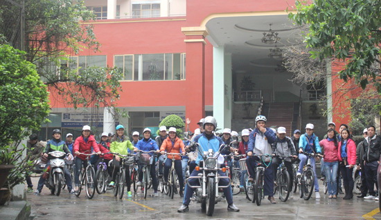 Nhà[-]xuất[-]bản[-]TNMT[-]và[-]Bản[-]đồ[-]Việt[-]Nam[-]tổ[-]chức[-]đạp[-]xe[-]vì[-]môi[-]trường